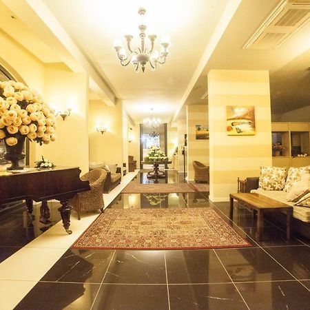 Roccamonfina Palace Hotel Екстериор снимка