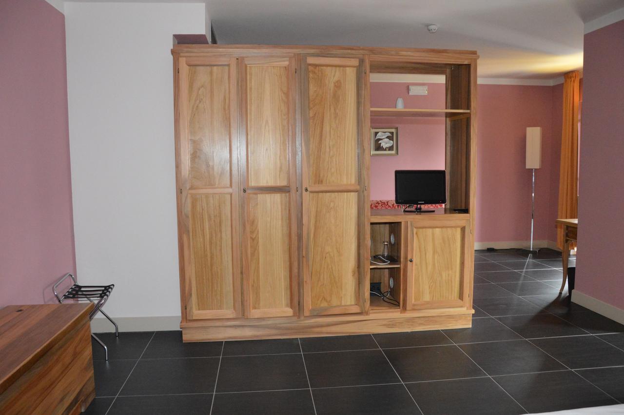 Roccamonfina Palace Hotel Екстериор снимка