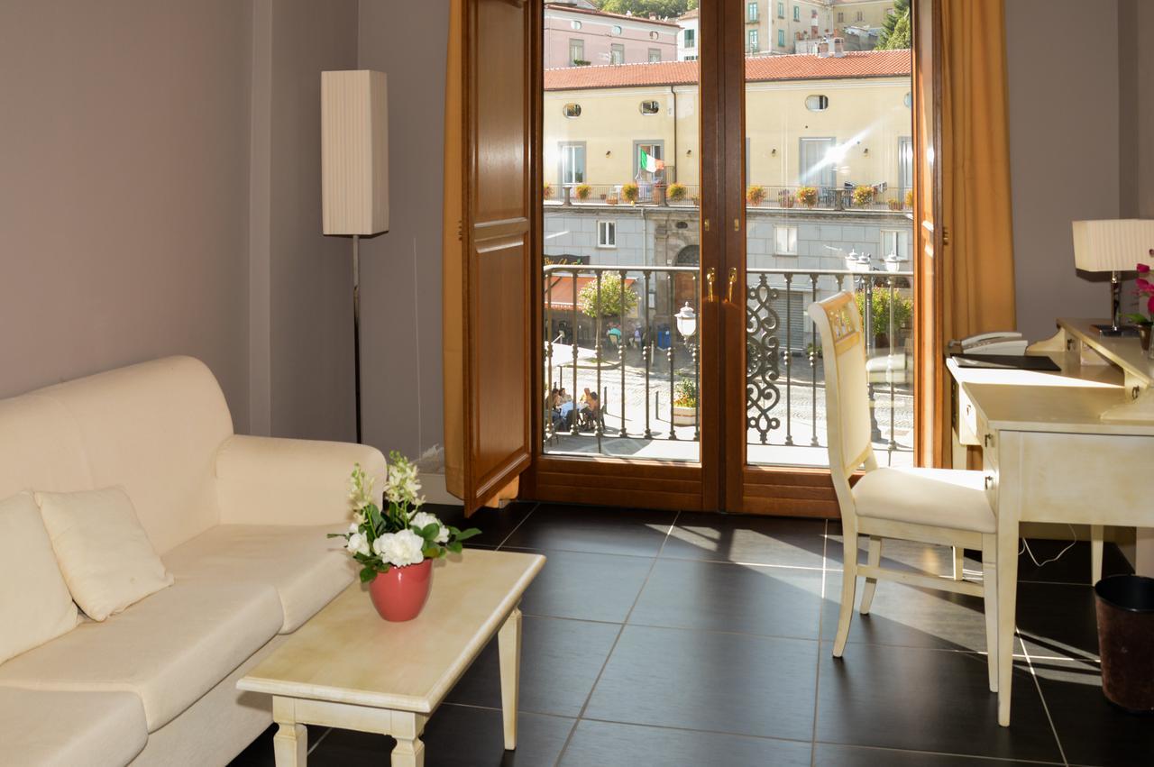 Roccamonfina Palace Hotel Екстериор снимка