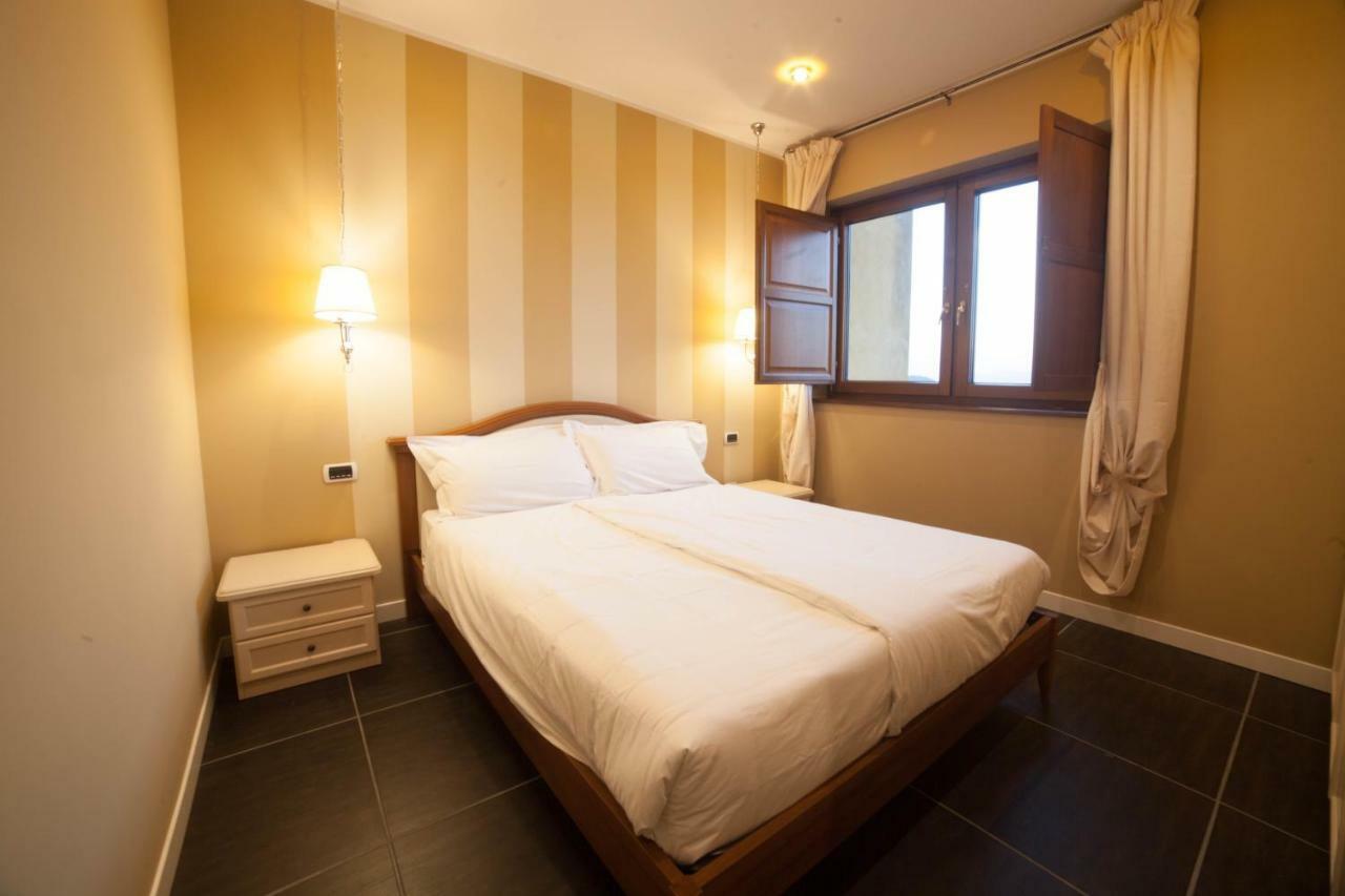 Roccamonfina Palace Hotel Екстериор снимка